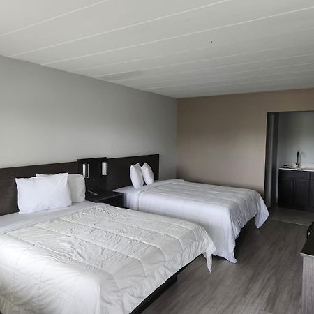 אינדיאנפוליס Royal Inn Hotel מראה חיצוני תמונה
