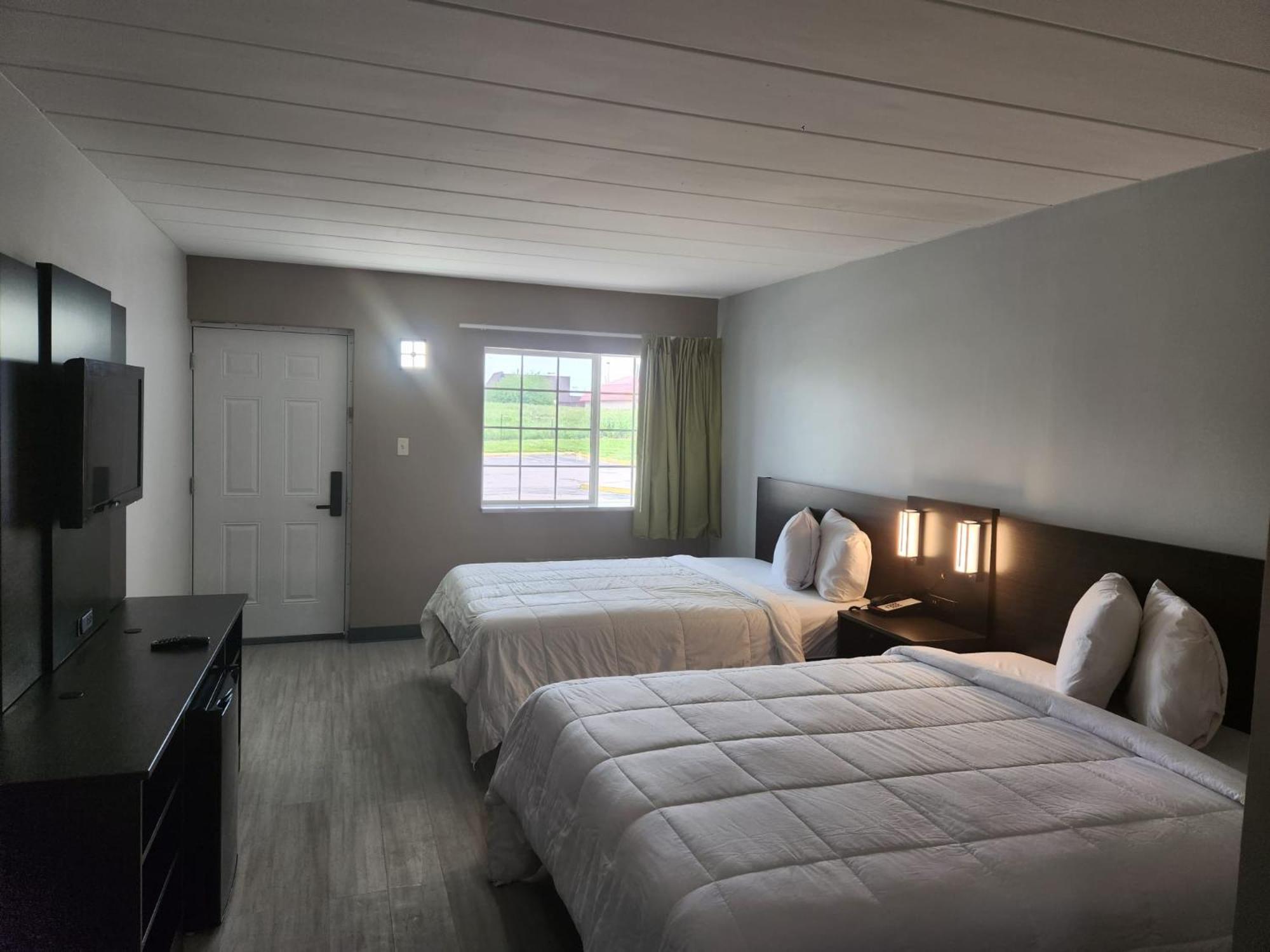 אינדיאנפוליס Royal Inn Hotel מראה חיצוני תמונה