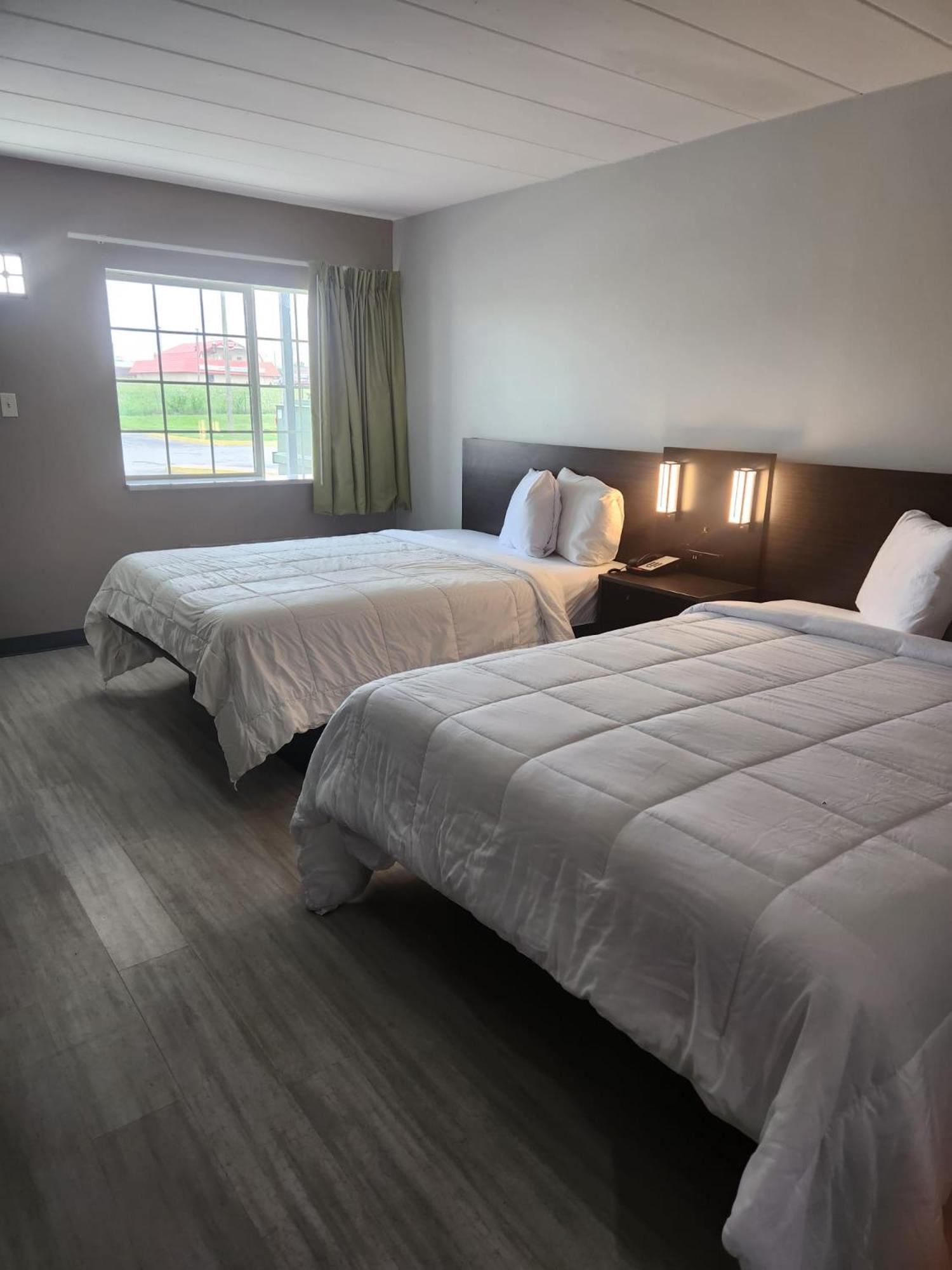 אינדיאנפוליס Royal Inn Hotel מראה חיצוני תמונה
